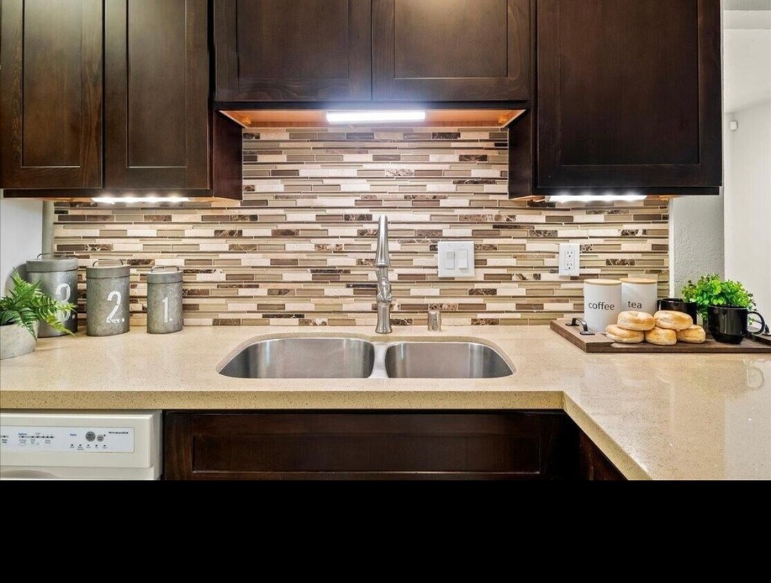 Foto principal - 3399 Norton Way