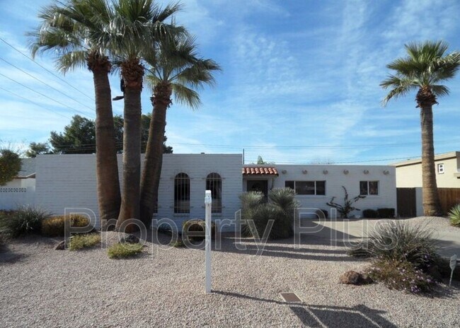 Foto del edificio - 5332 N 82nd St