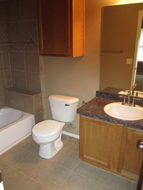 Building Photo - 425 Sterling Pointe Way