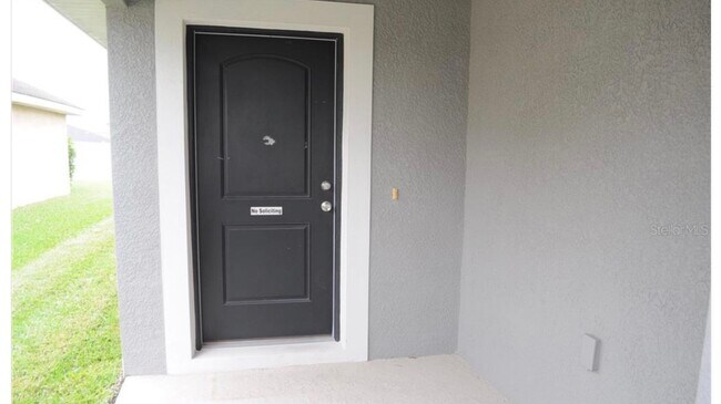 Puerta principal - 10727 Standing Stone Dr