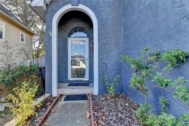 Foto del edificio - 1112 Ashbury Dr