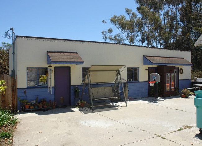 Building Photo - 362 Chrisman Ave