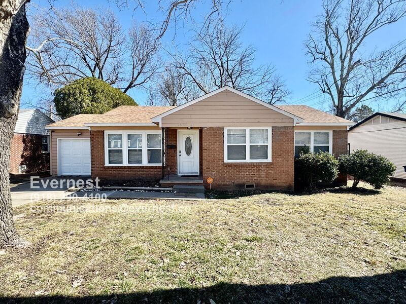 Foto principal - 2535 S Pittsburg Ave