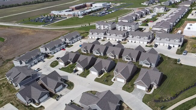 Foto del edificio - Reserve Mahomet 2br/2ba Townhome
