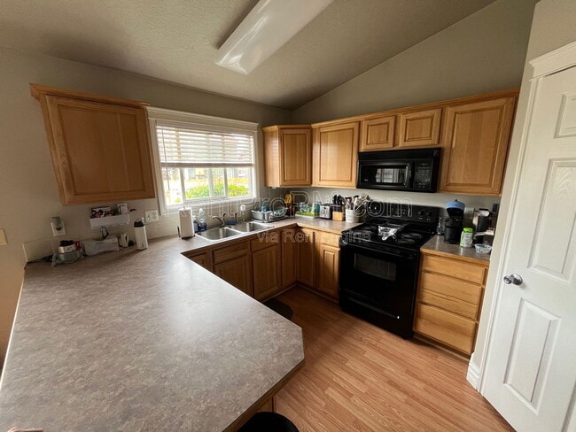 Foto del edificio - 4015 Berwick Ln