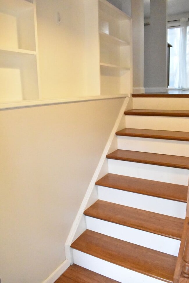 Building Photo - Fantastic Fredericksburg Home In Devonne Woods!