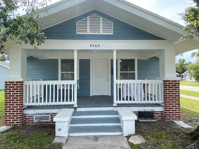 Building Photo - 4360 Emerson Ave S