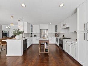 Building Photo - 1676 Beaconshire