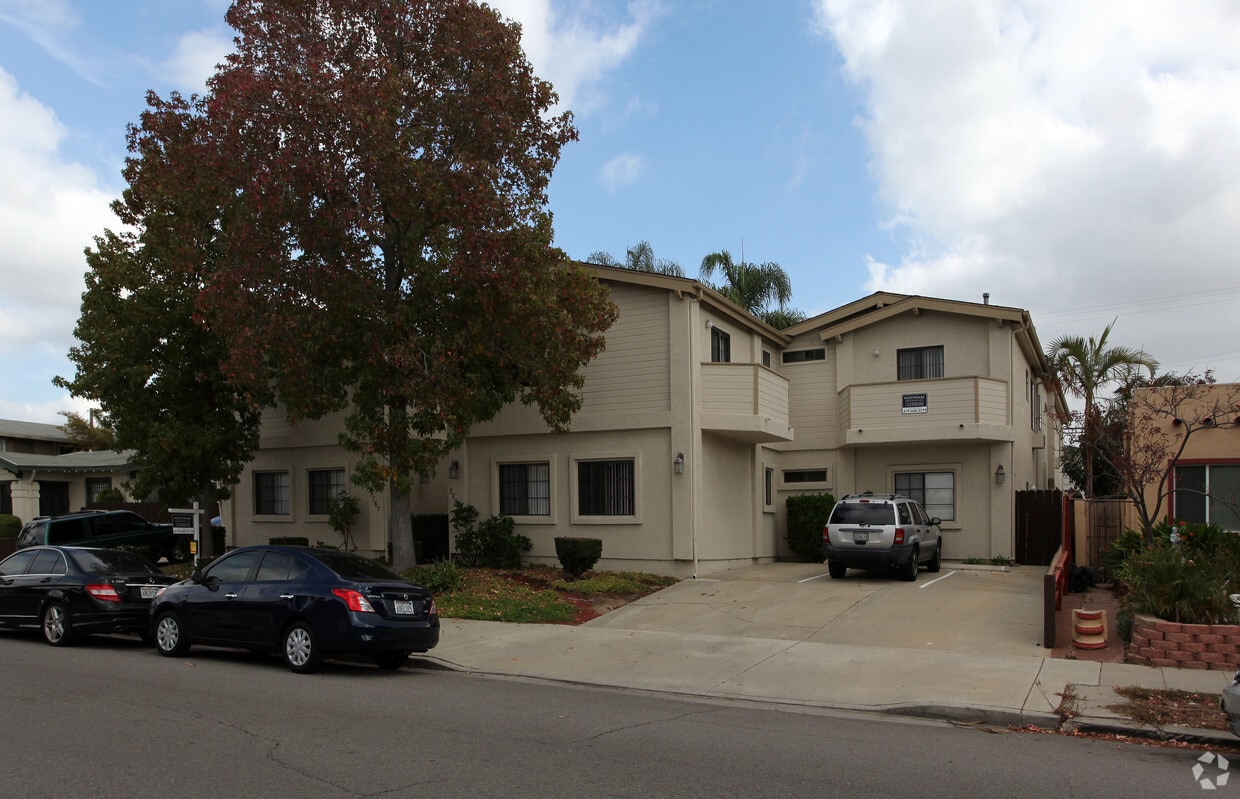 Building Photo - 3759-3767 Pershing Ave