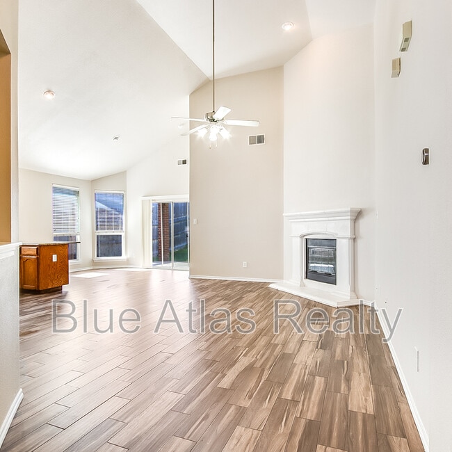 Photo - 6120 Amberjack Trail House