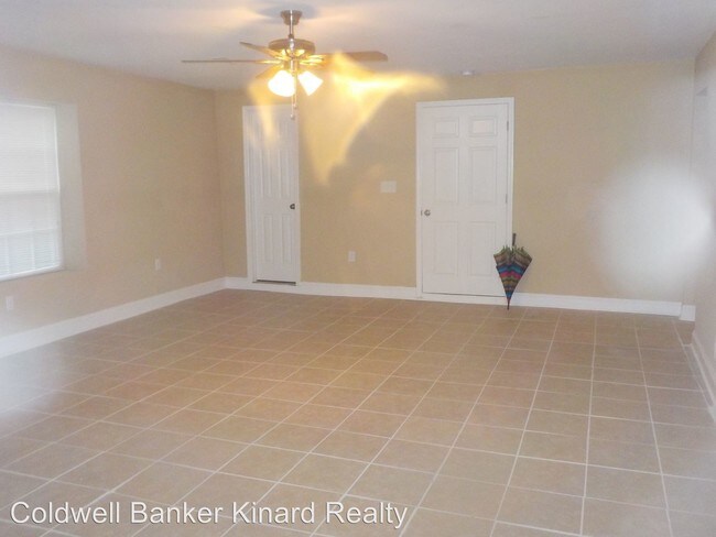Foto del edificio - 1 br, 1 bath House - 890 Euclid Ave. # B