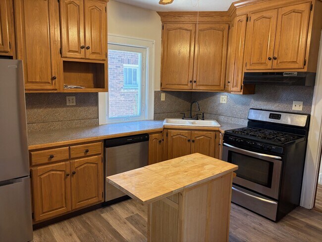 Foto del edificio - 448 W 28th St