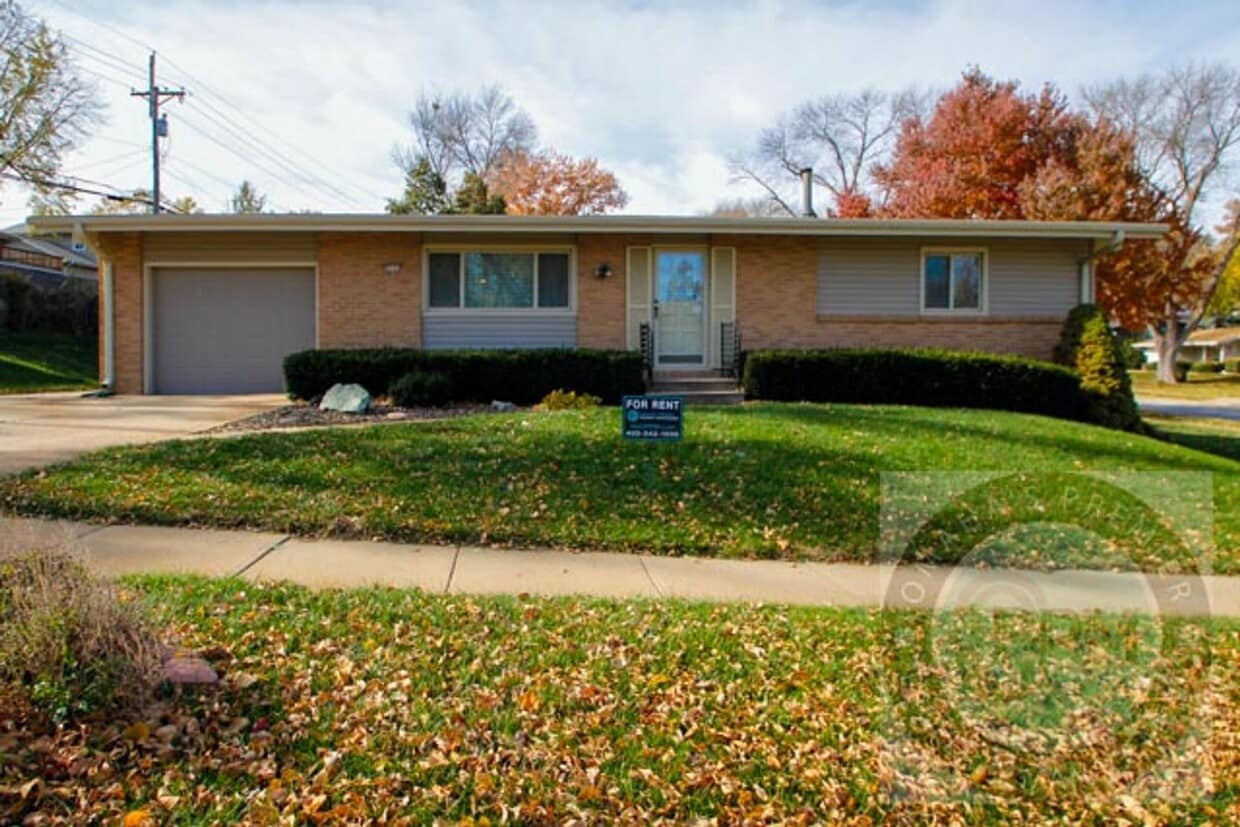 Foto principal - Comfortable 3 Bd /1.5 Ba Home