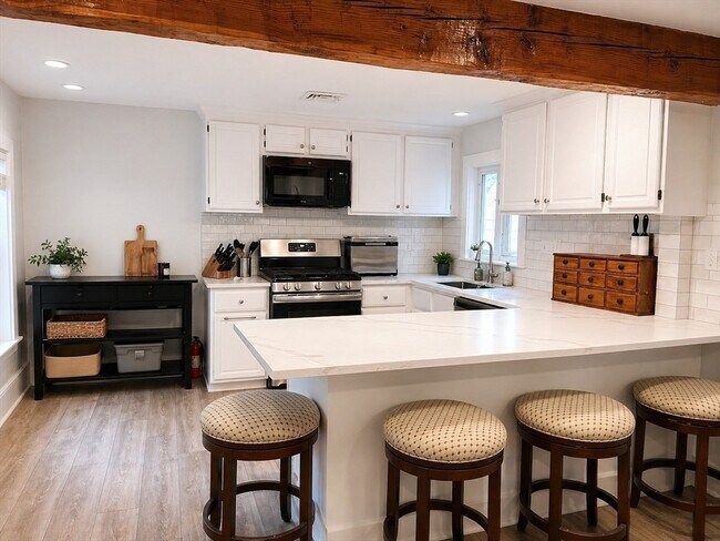 Foto del edificio - 7 Forest Ave