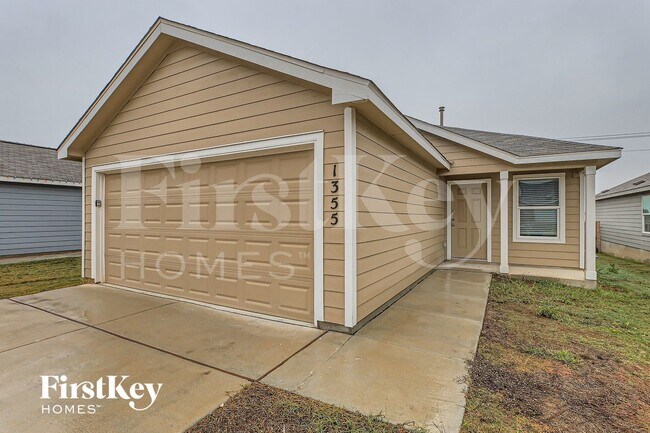 Building Photo - 1335 White Willow
