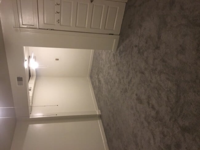 Building Photo - 3308 Auchentoroly Terrace