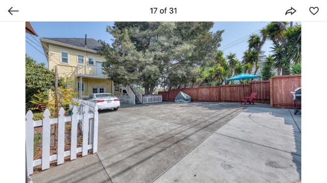 Building Photo - 401 1/2 Alameda St