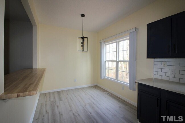 Building Photo - 3020 Alder Ridge Ln