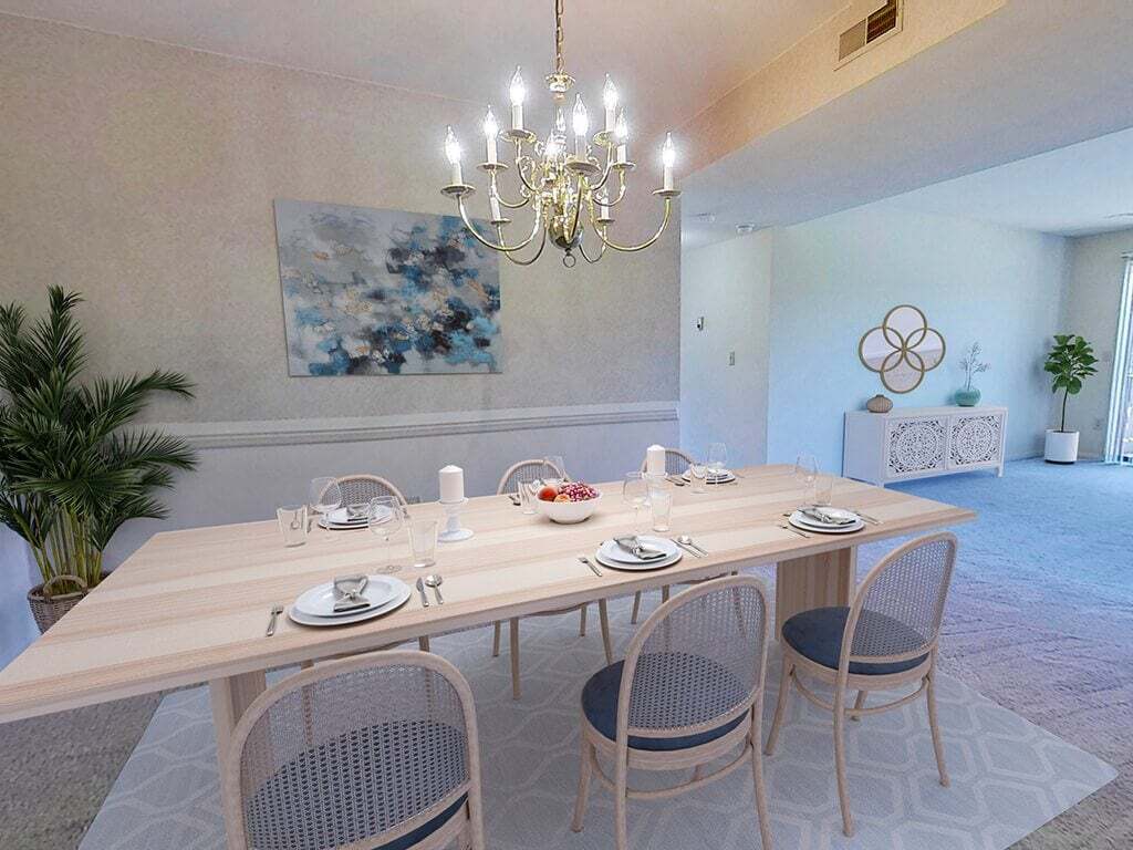 Large Open Dining Area - Stonehenge Gates