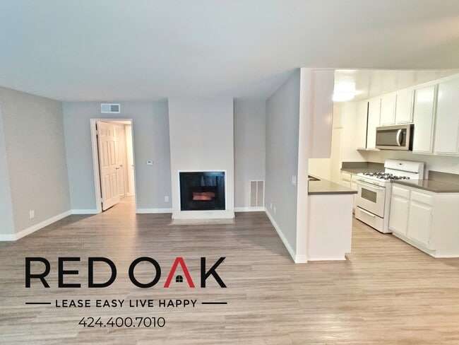 Building Photo - 4451 Vista Del Monte Ave