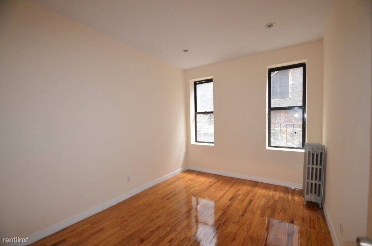 Primary Photo - 521 W 161st St