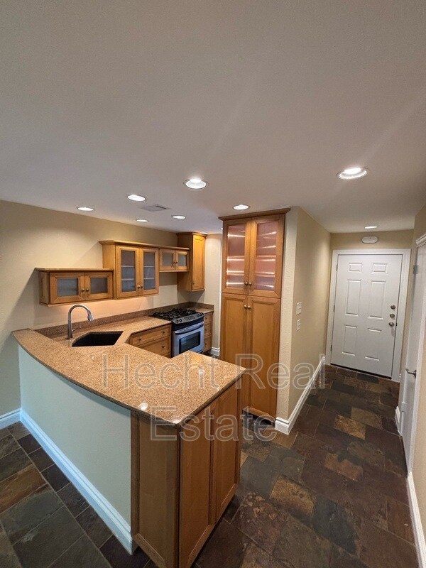 Building Photo - 1411 Gracy Farms Ln