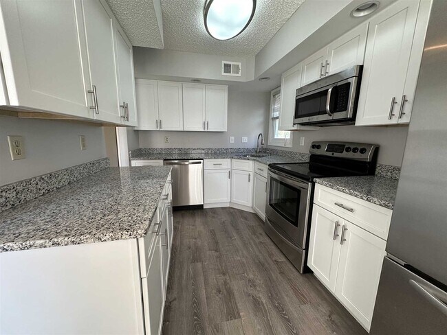 Foto del edificio - 2 Chatham Ct