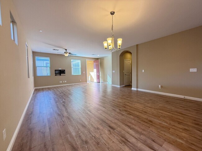 Foto del edificio - 6166 Allen Cove Ct