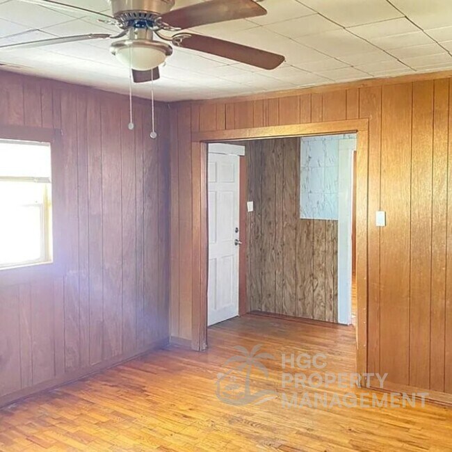 Foto del edificio - 1208 Ridge Ave