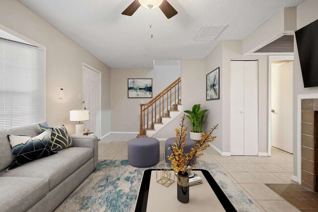 Building Photo - Endora East