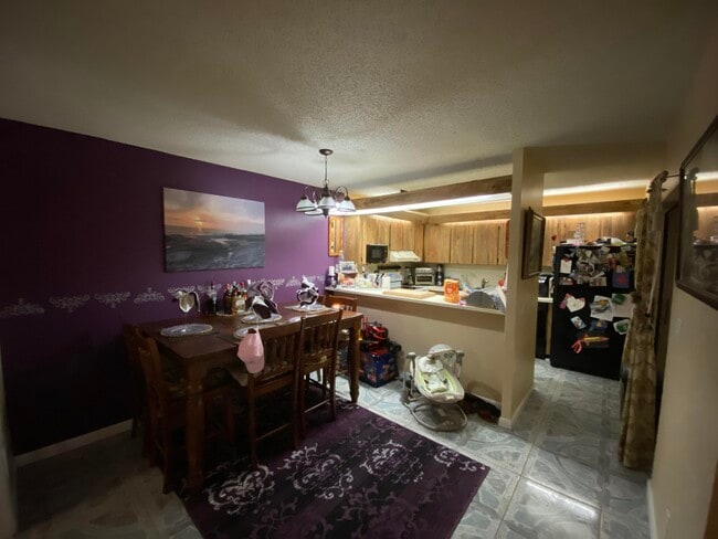 Foto del edificio - 1011 Springdale Cir