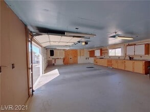 Building Photo - 630 E Simkins Rd