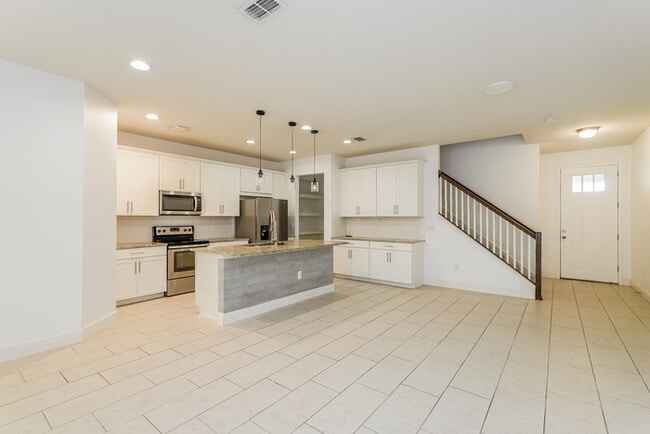 Building Photo - 10334 Holstein Edge Pl