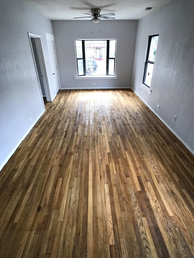 Foto del edificio - 527 Essex St