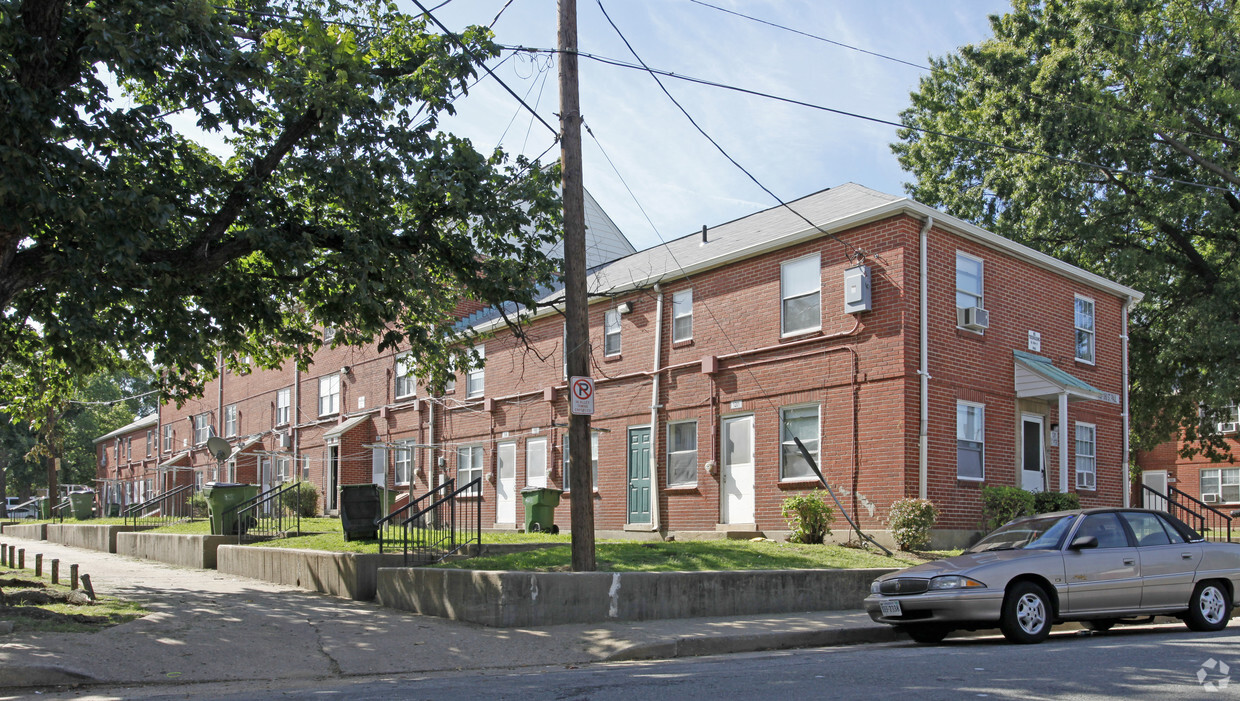 Foto del edificio - Gilpin Court