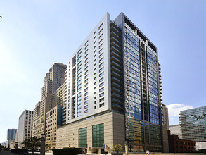 Building Photo - 160 E Illinois St