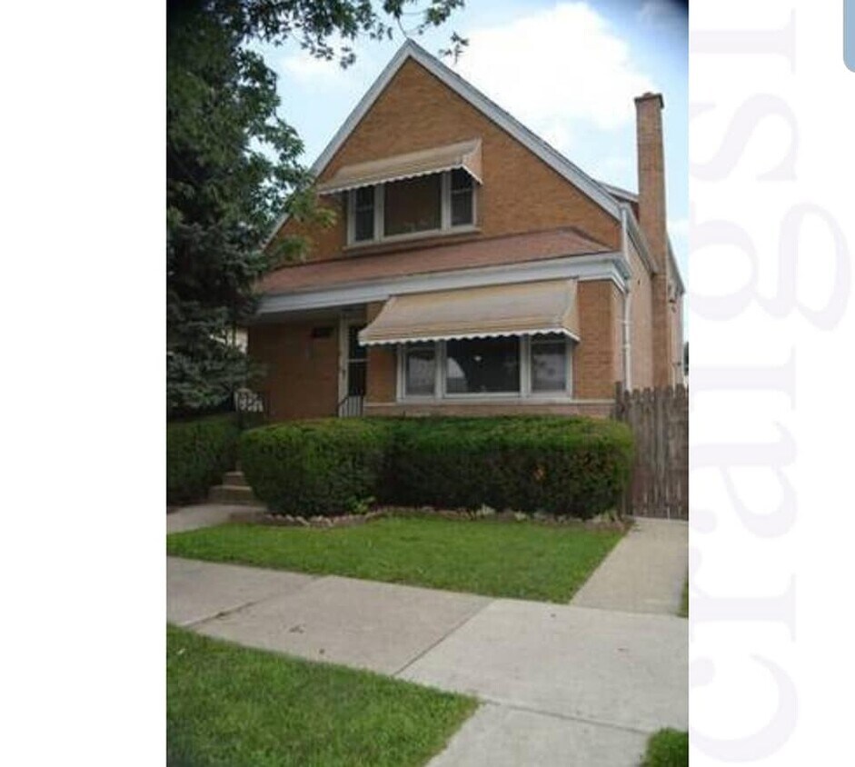 Primary Photo - 1304 Circle Ave