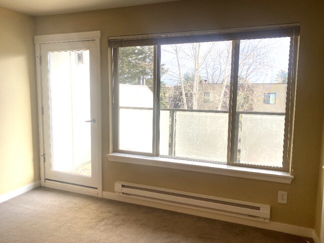 Building Photo - 7309 Sand Point Way NE