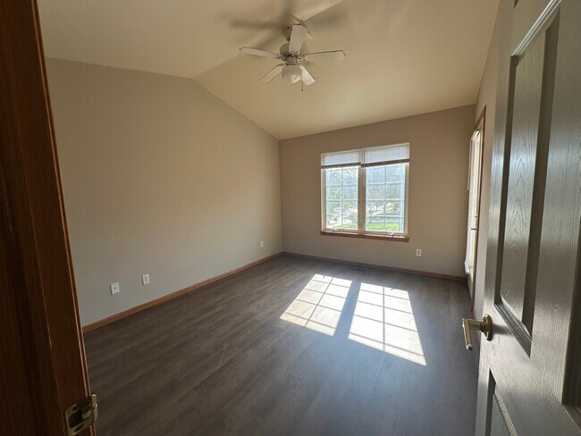 Foto del edificio - 440 4th Ave