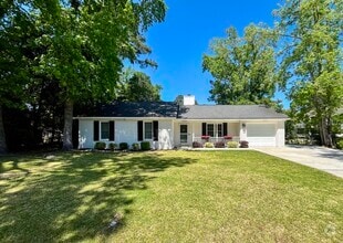 Building Photo - 1534 Kentwood Cir