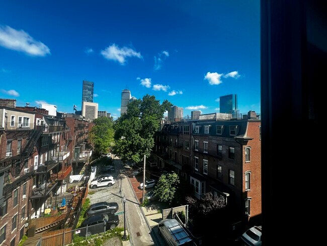 Foto del edificio - 715 Tremont St
