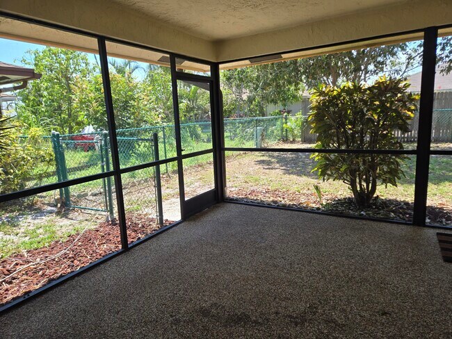 Building Photo - 8471 Winnipesaukee Way