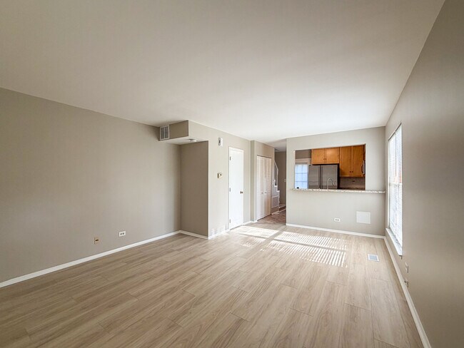 Building Photo - 2615 Oakshire Ct