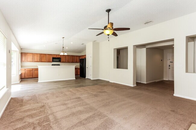 Foto del edificio - 11390 Emma Oaks Ln