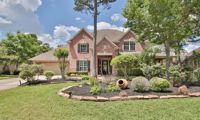 Foto del edificio - 15 Graylin Woods Pl