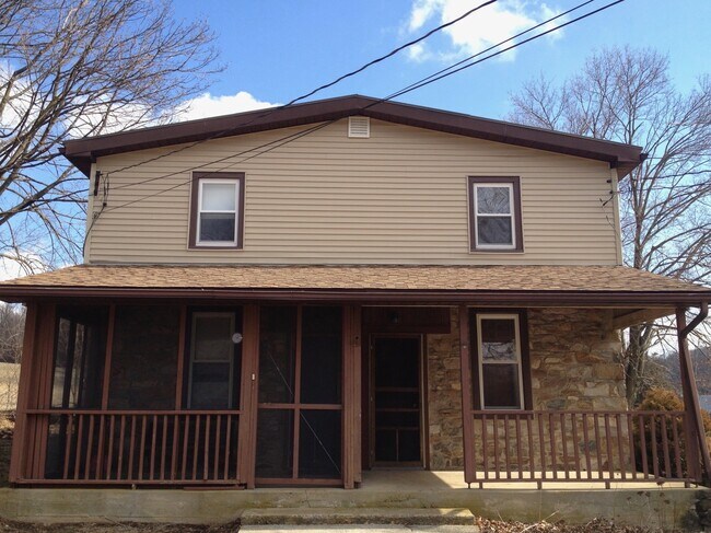 Building Photo - 6906 Tollgate Rd