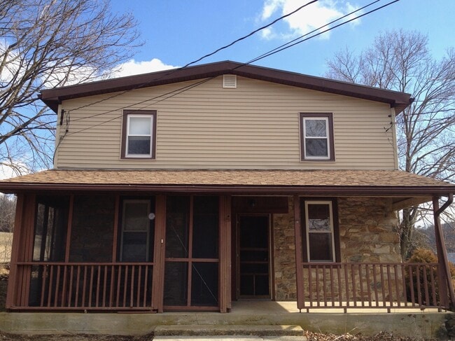 Building Photo - 6906 Tollgate Rd