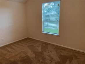 Building Photo - 12209 City Skyline Ct