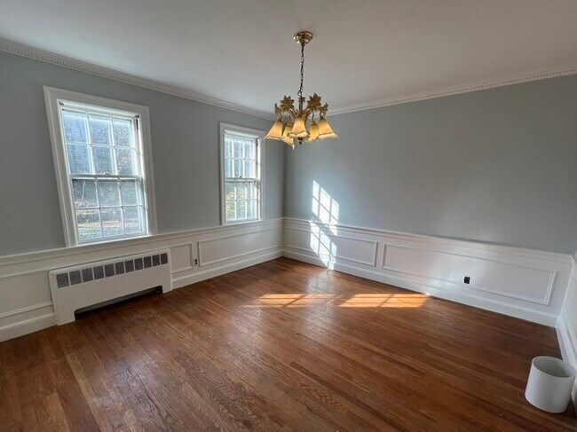 Foto del edificio - 90 Bellingham Rd