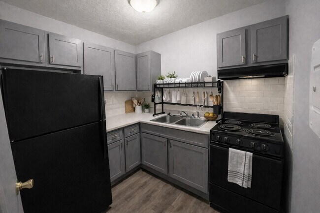 Foto del edificio - Hillcrest Apartments